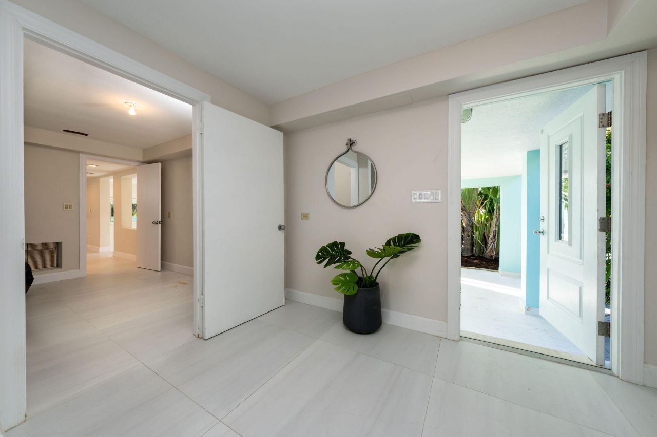 406 S Coconut Palm Boulevard, Tavernier, FL 33070 Photo