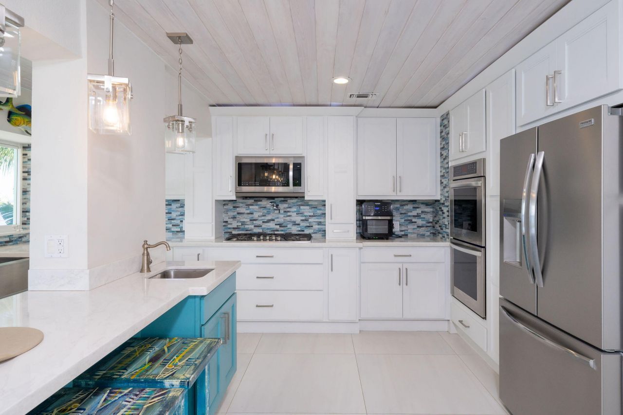 406 S Coconut Palm Boulevard, Tavernier, FL 33070 Photo