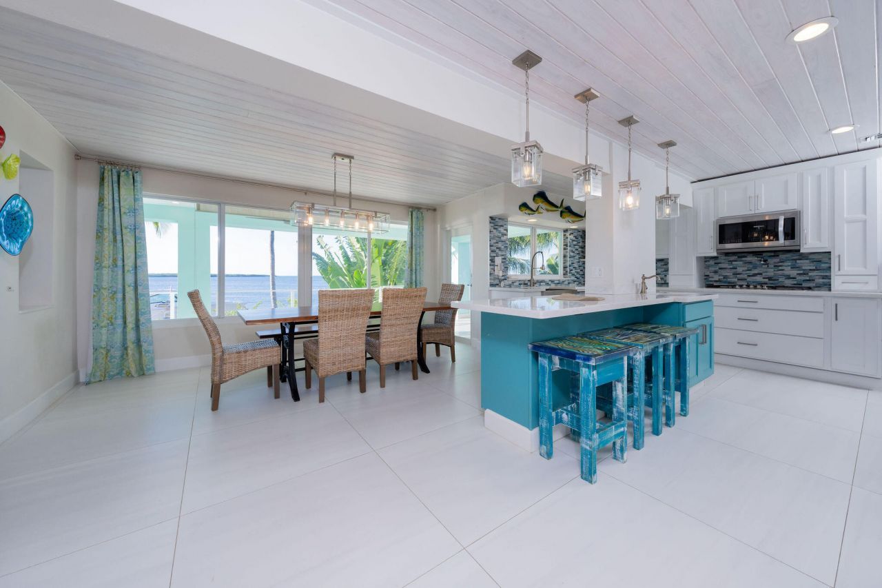 406 S Coconut Palm Boulevard, Tavernier, FL 33070 Photo