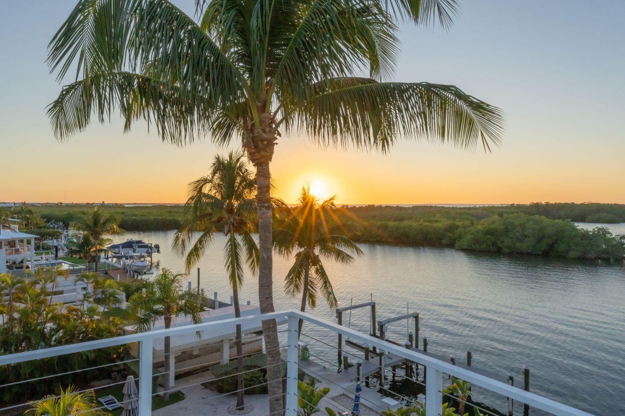 406 S Coconut Palm Boulevard, Tavernier, FL 33070 Photo