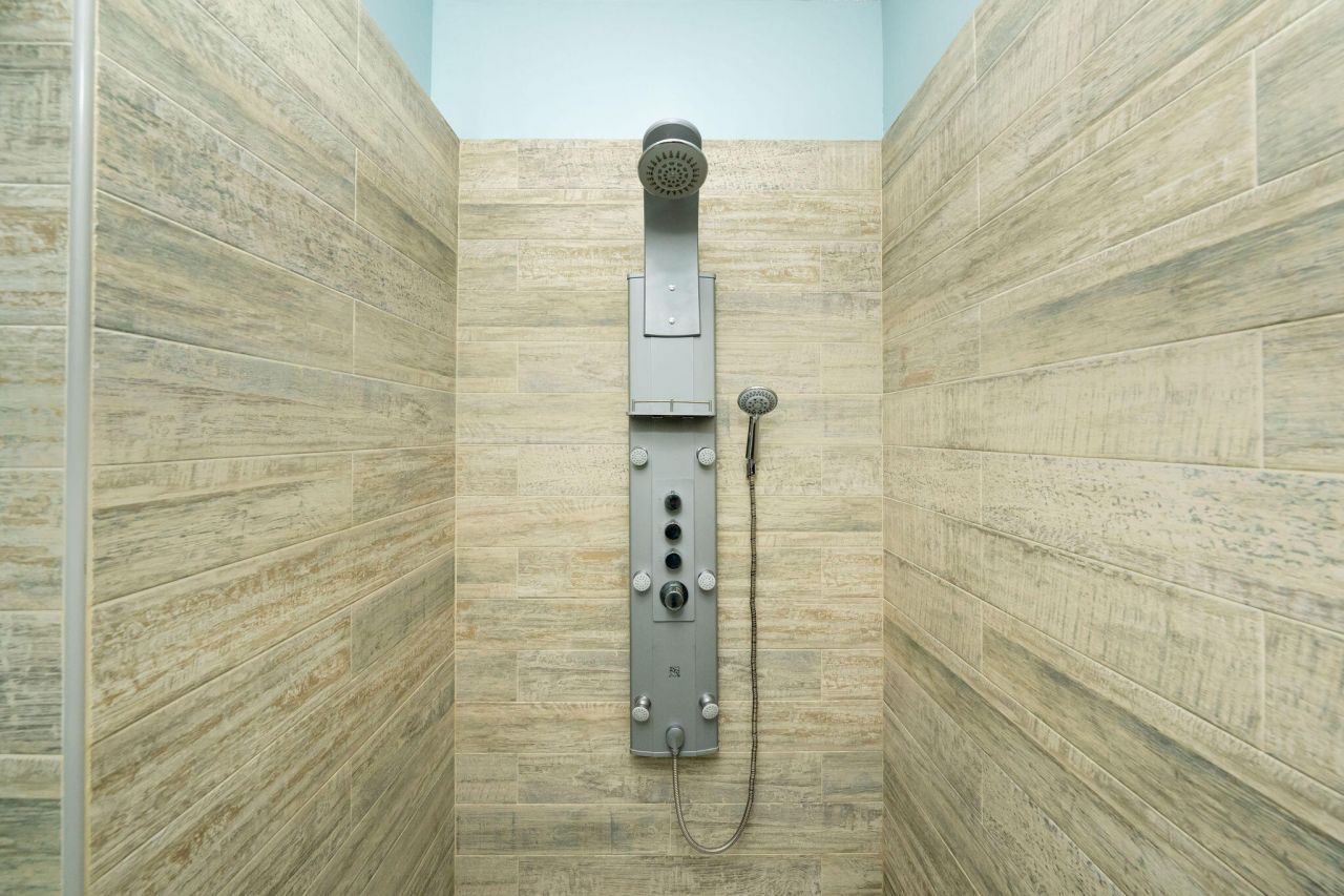 406 S Coconut Palm Boulevard, Tavernier, FL 33070 Photo