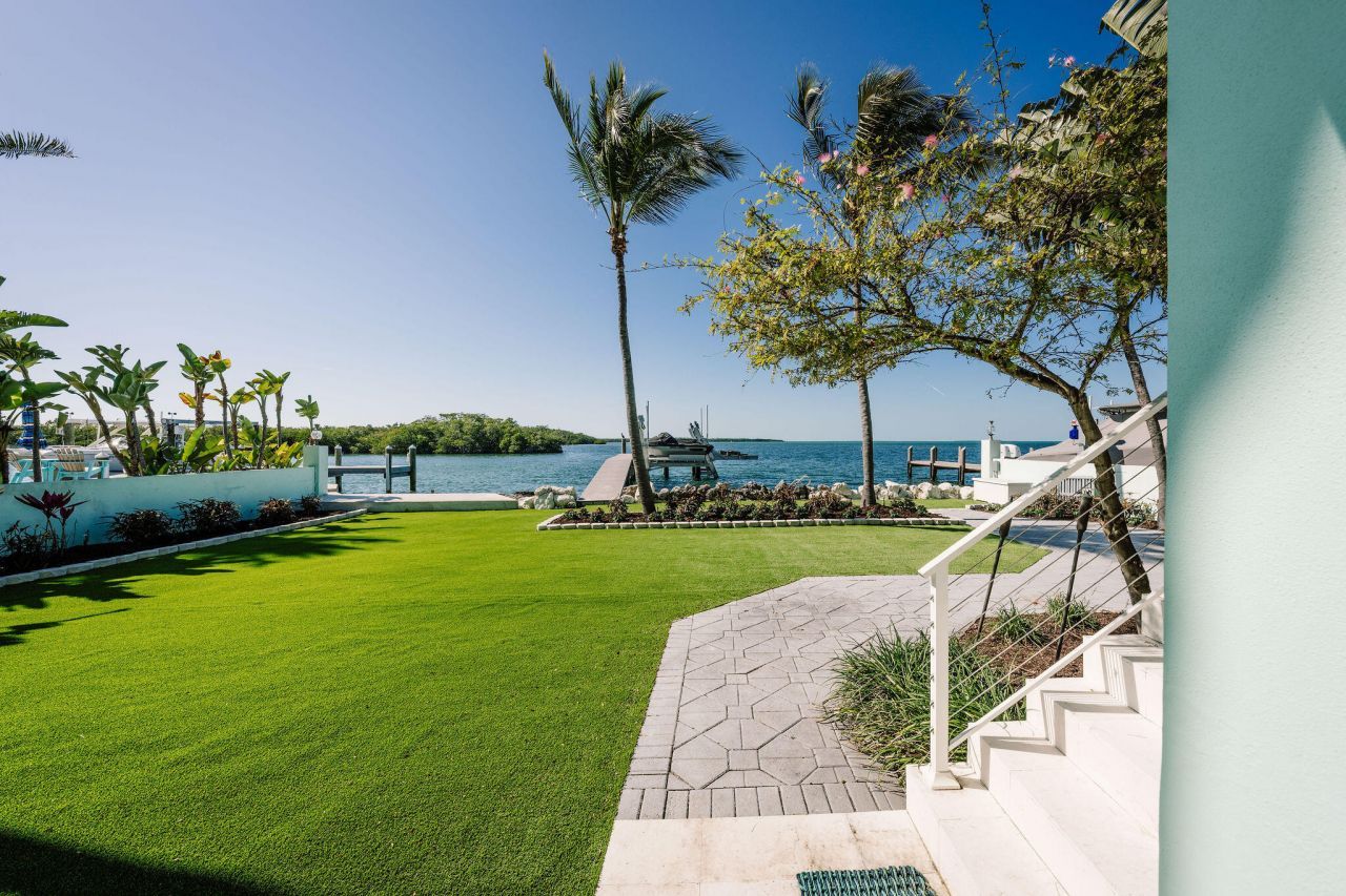 406 S Coconut Palm Boulevard, Tavernier, FL 33070 Photo