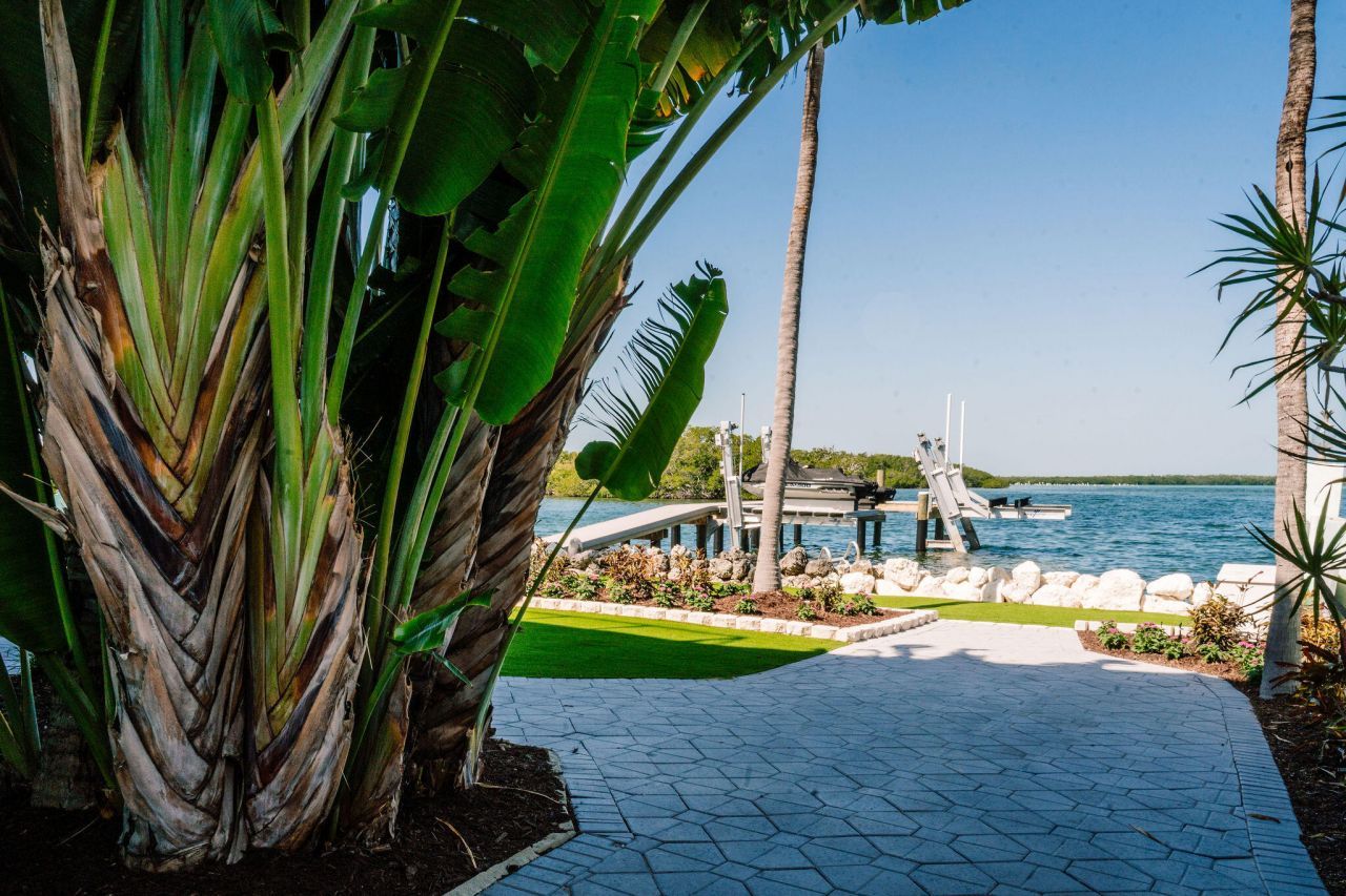 406 S Coconut Palm Boulevard, Tavernier, FL 33070 Photo