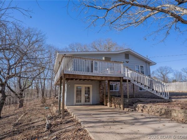 219 Indian Park Road , Sunrise Beach, MO 65079