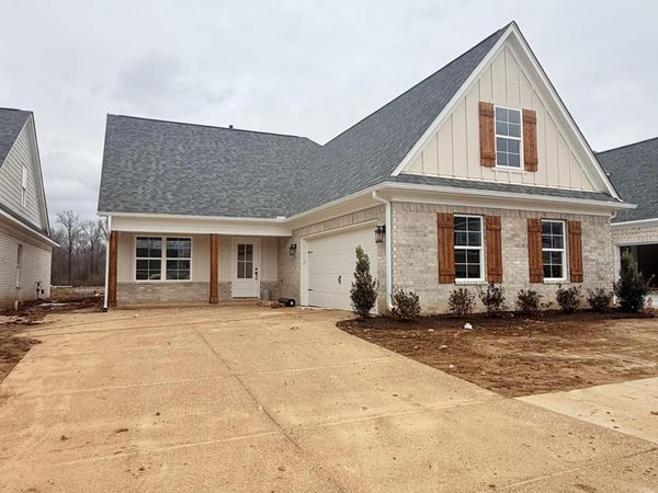 6094 E River Birch Road, Walls, MS 38680