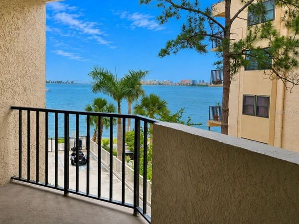 602 LIME AVENUE, Unit 203, CLEARWATER, FL 33756