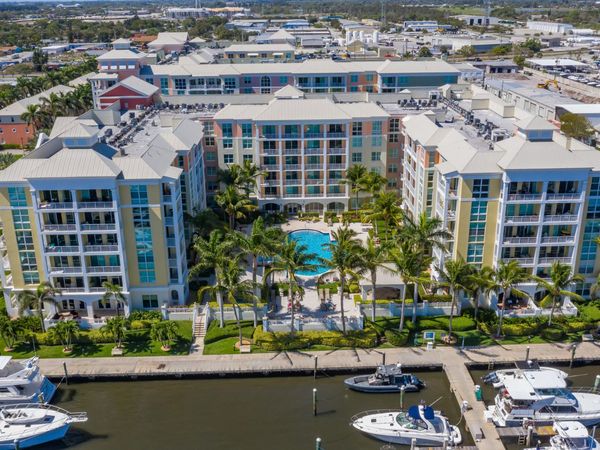 804 E Windward Way, Unit 621, Lantana, FL 33462