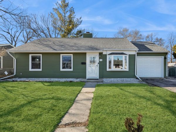 516 Dalhart Avenue, Romeoville, IL 60446