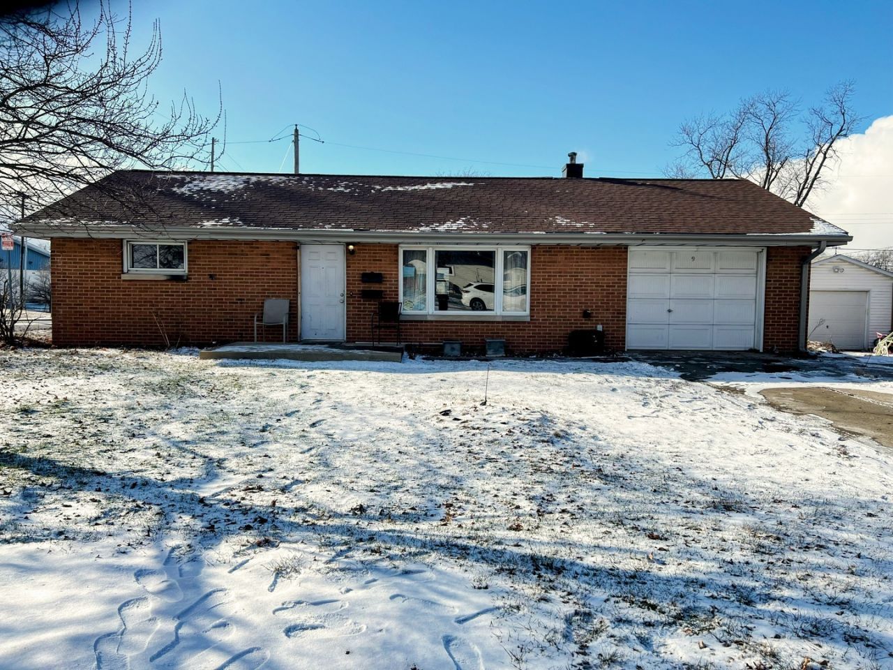 9 Cottonwood Street, Bloomington, IL 61701 Main Photo