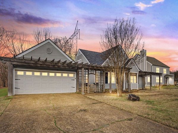 2819 MCVAY TRAIL DR, Memphis, TN 38119