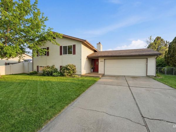 3589 S Minuteman Way, Boise, ID 83706
