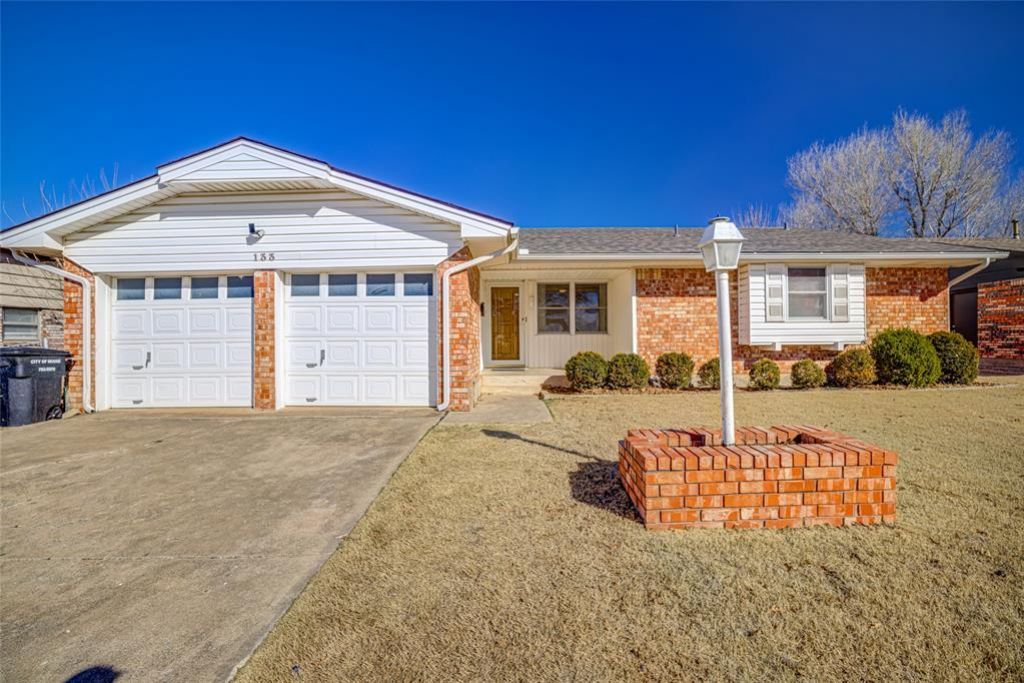 133 SW 14th Street, Moore, OK 73160 Main Photo