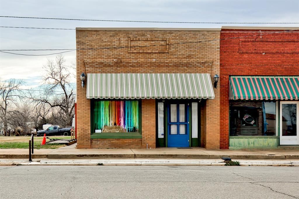 110 S Main Street, Waukomis, OK 73773 Main Photo
