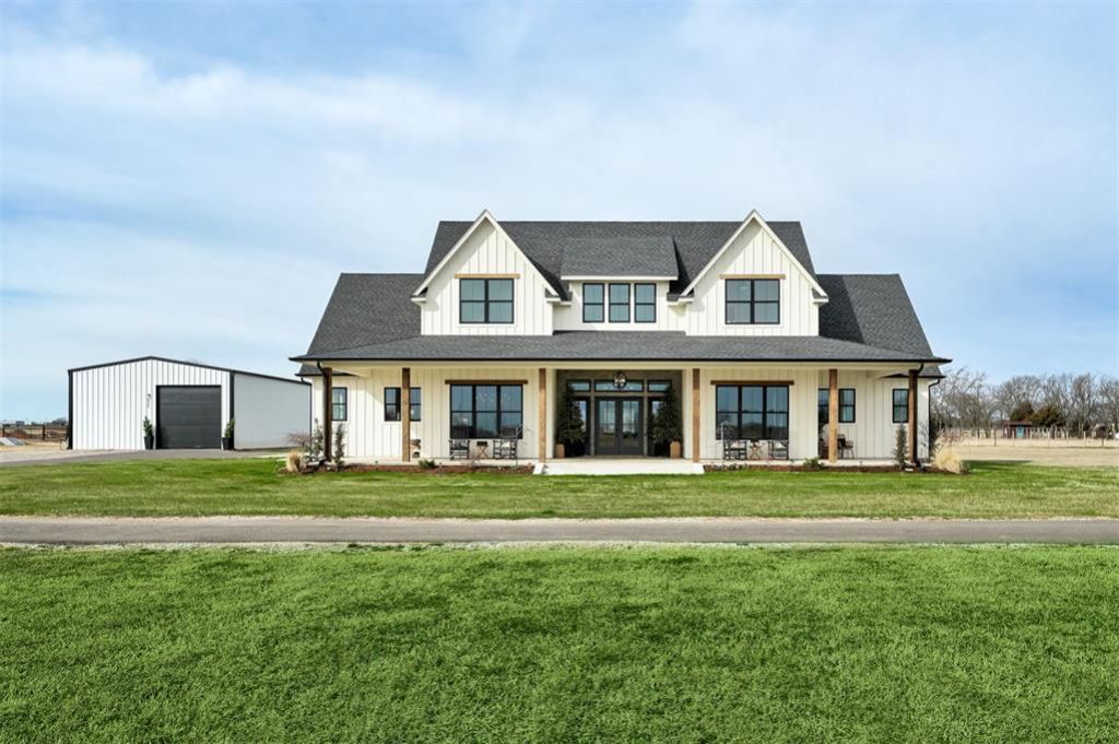 826 Wildflower Way, Goldsby, OK 73093 Main Photo