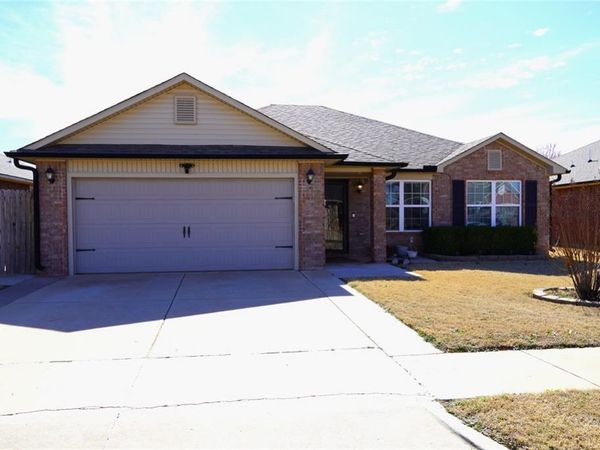 11516 SW 25th Street, Yukon, OK 73099