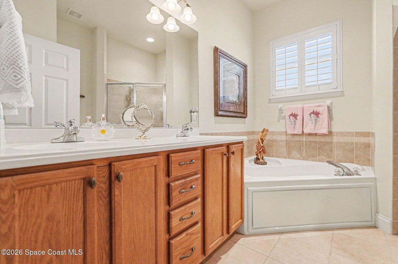 4220 Alamanda Key Drive, Melbourne, FL 32901 Photo
