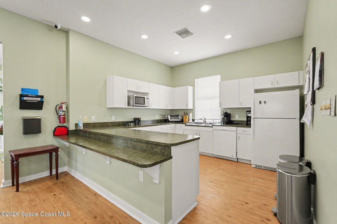 4220 Alamanda Key Drive, Melbourne, FL 32901 Photo