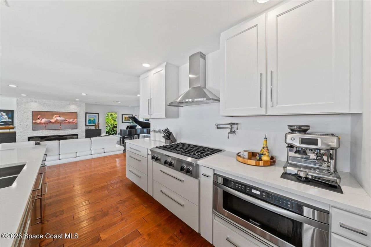 408 Riverside Drive, Melbourne Beach, FL 32951 Photo