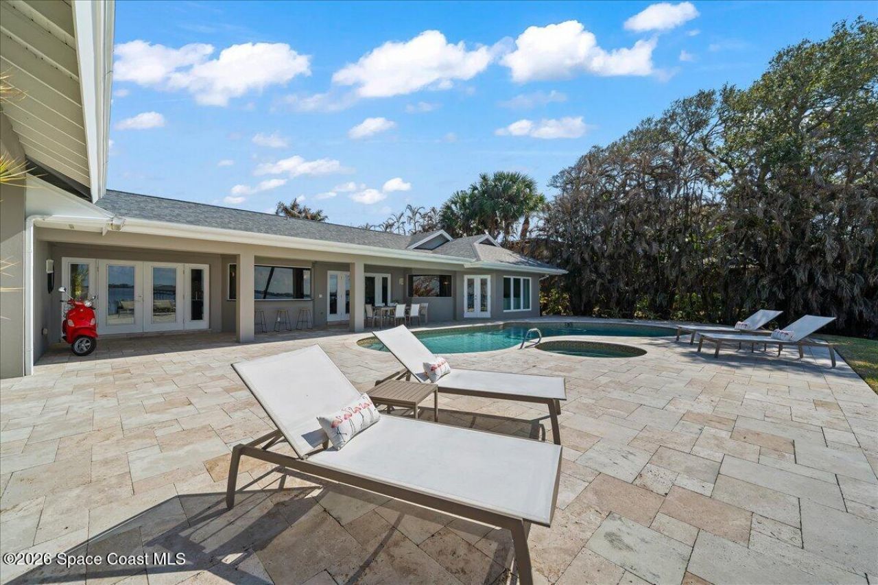 408 Riverside Drive, Melbourne Beach, FL 32951 Photo