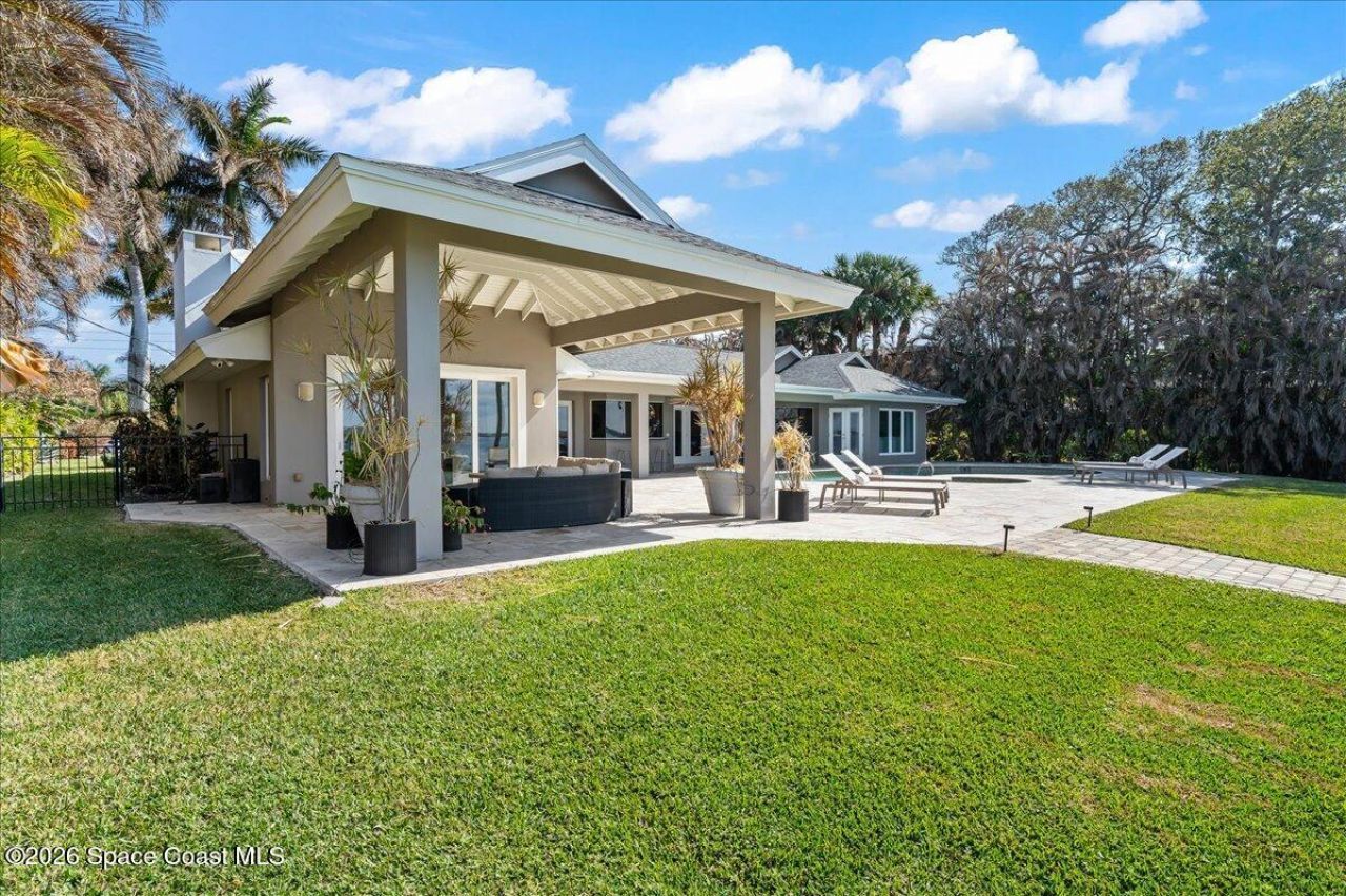 408 Riverside Drive, Melbourne Beach, FL 32951 Photo