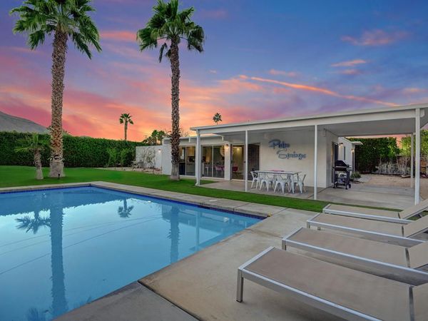 483 E Francis Drive, Palm Springs, CA 92262
