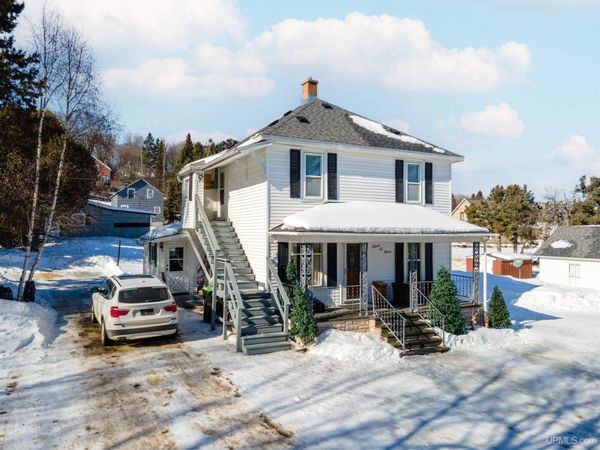 209 W Railroad Street, Caspian, MI 49915