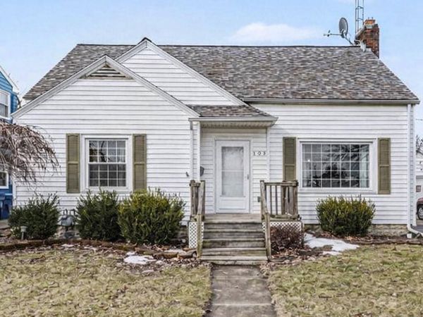 108 S Granville Boulevard, Fremont, OH 43420