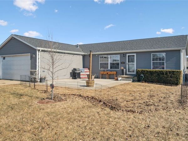 422 S Jackson Street, Lisbon, IA 52253