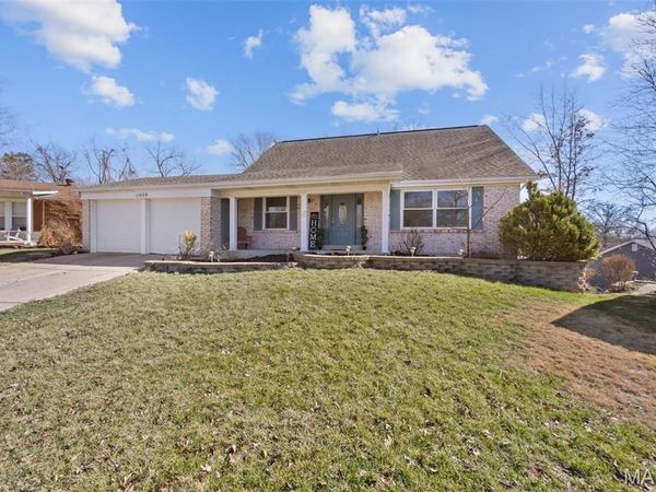 11658 Jaquetta Court, Maryland Heights, MO 63043