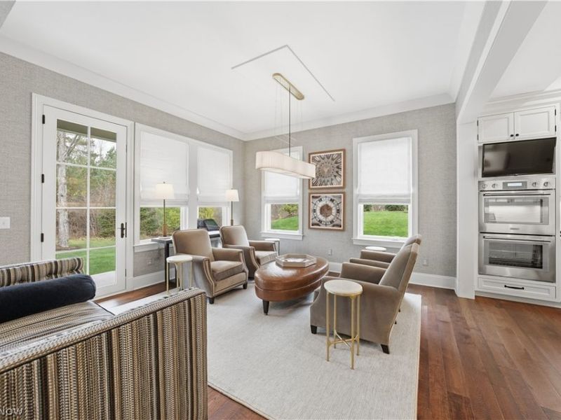 336 Woodridge Lane, Chagrin Falls, OH 44022 Photo 12