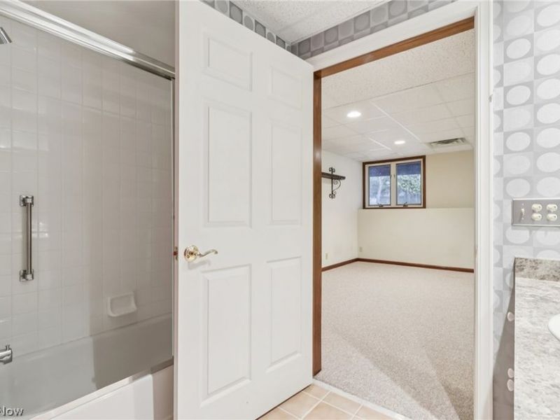 3755 Walnut Court, Unit G3, Orange, OH 44022 Photo 34