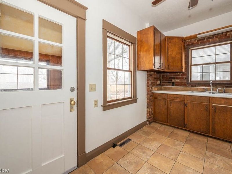 996 Prospect Street, Salem, OH 44460 Photo 12