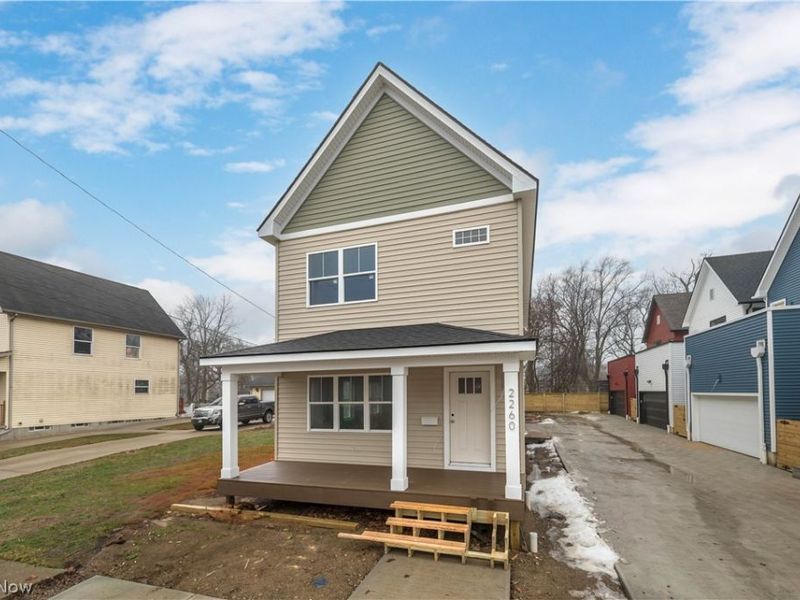2260 W 30 Street, Cleveland, OH 44113 Photo 2