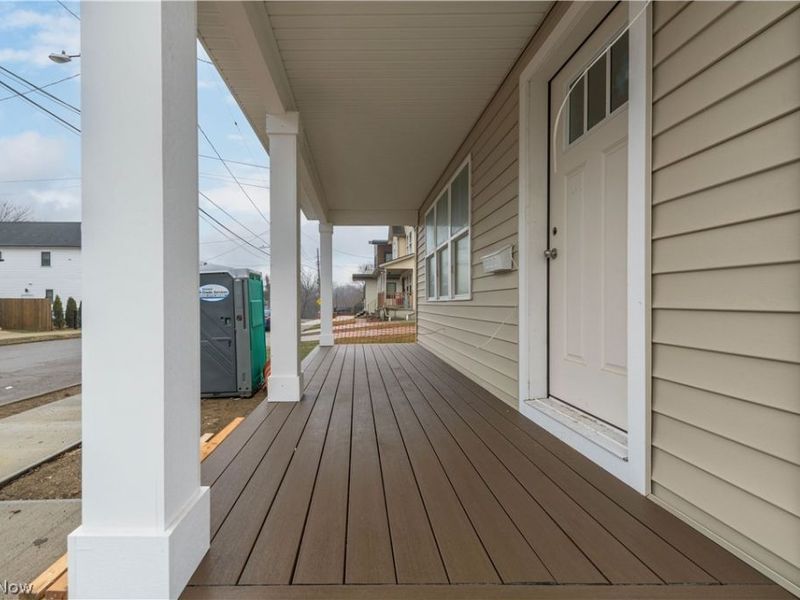 2260 W 30 Street, Cleveland, OH 44113 Photo 3