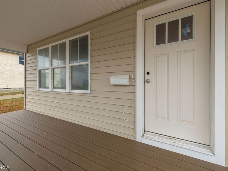 2260 W 30 Street, Cleveland, OH 44113 Photo 4
