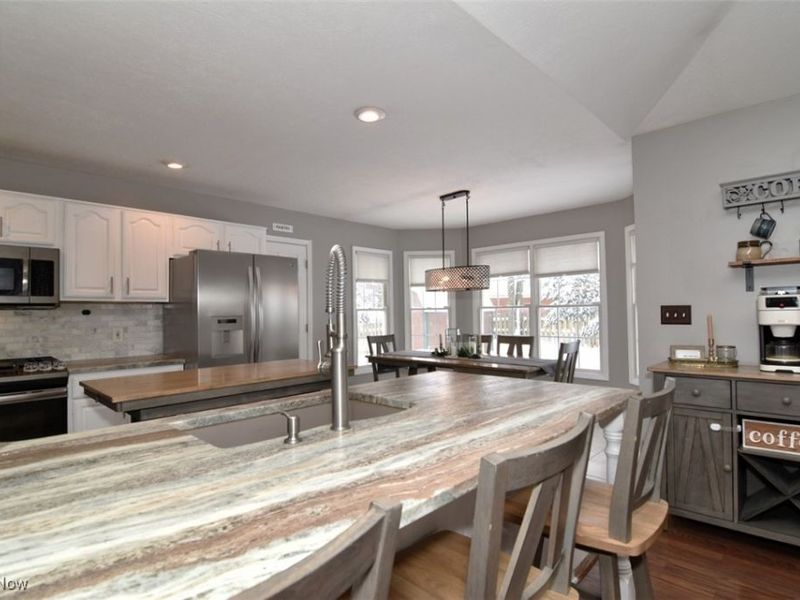 1342 Woodmere Drive, Broadview Heights, OH 44147 Photo 11