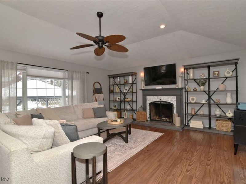 1342 Woodmere Drive, Broadview Heights, OH 44147 Photo 16