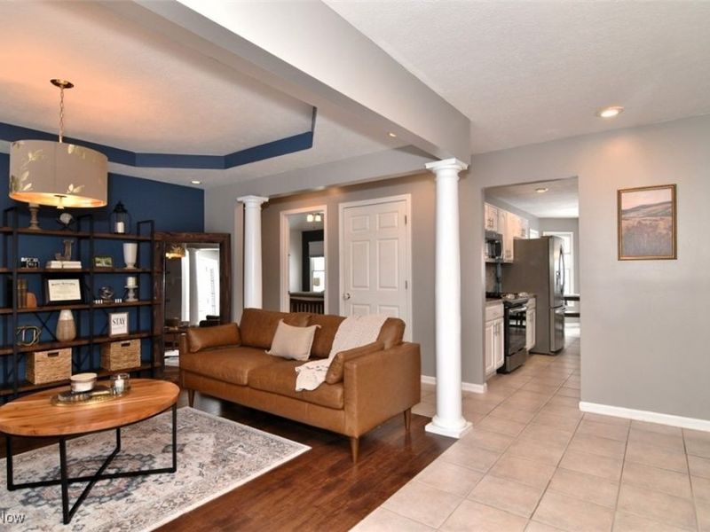 1342 Woodmere Drive, Broadview Heights, OH 44147 Photo 5