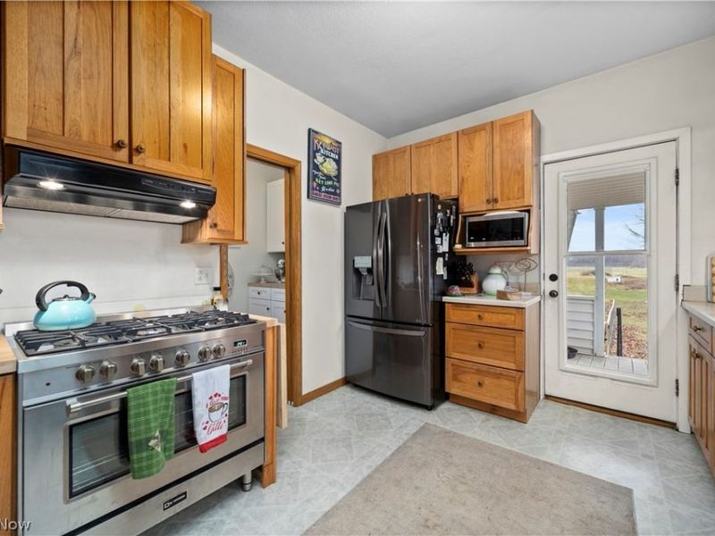 44635 Albrecht Road, Elyria, OH 44035 Photo 10