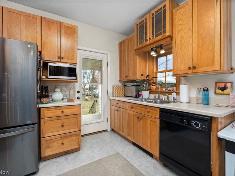 44635 Albrecht Road, Elyria, OH 44035 Photo 9