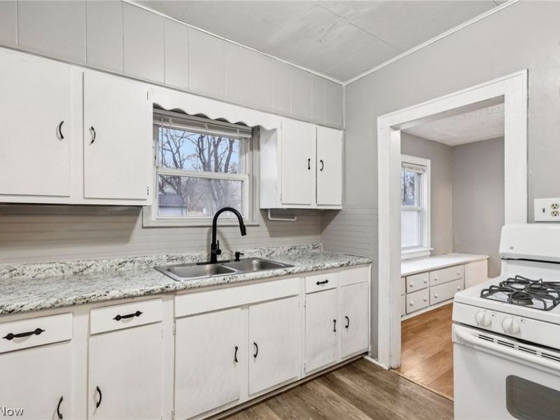 1177 Smithfarm Avenue, Akron, OH 44305 Photo 11