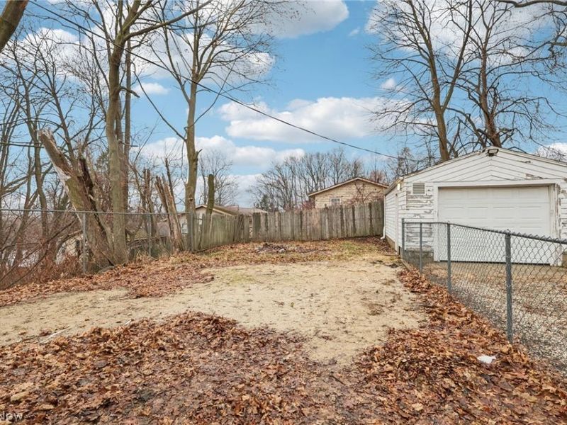 1177 Smithfarm Avenue, Akron, OH 44305 Photo 39
