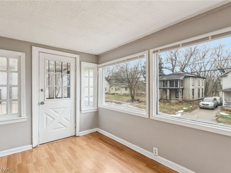 1177 Smithfarm Avenue, Akron, OH 44305 Photo 5