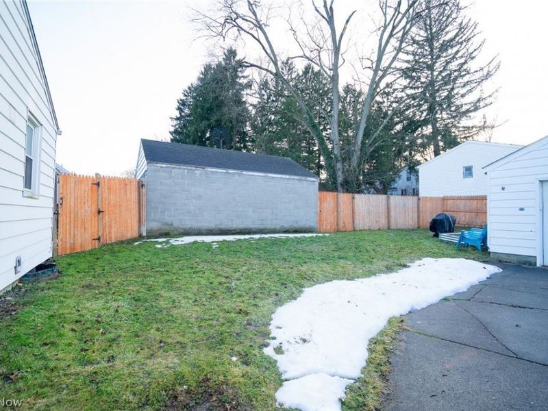 122 S Edgehill Avenue, Austintown, OH 44515 Photo 24