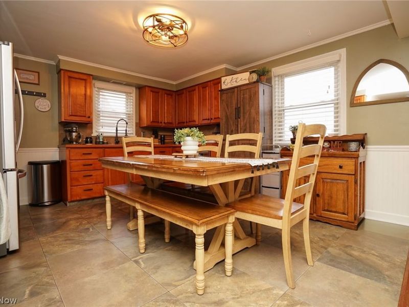 122 S Edgehill Avenue, Austintown, OH 44515 Photo 3