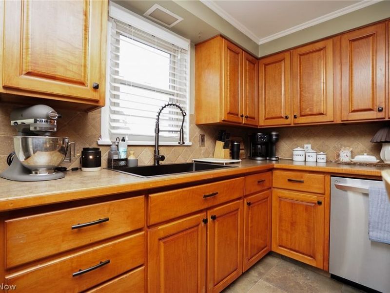 122 S Edgehill Avenue, Austintown, OH 44515 Photo 4