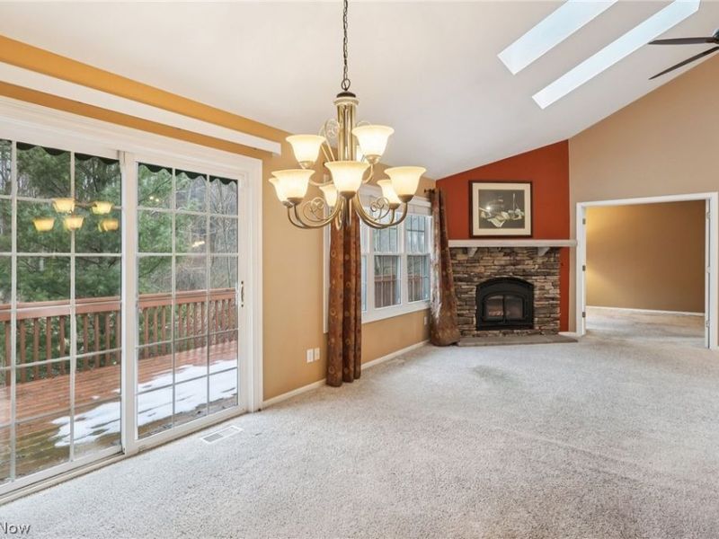 516 E Parkway Boulevard, Aurora, OH 44202 Photo 11