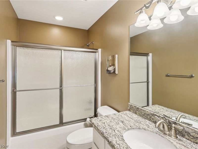 516 E Parkway Boulevard, Aurora, OH 44202 Photo 28