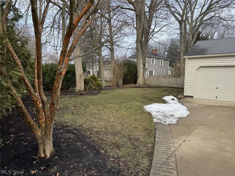 260 Saddler Road, Bay Village, OH 44140 Photo 3