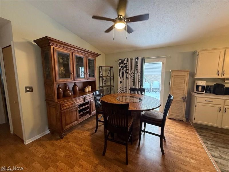 972 Carriage Lane, Wooster, OH 44691 Photo 10